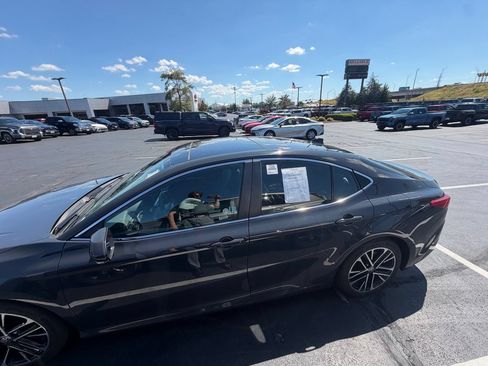 Used 2026 Toyota Camry XLE FWD image 8