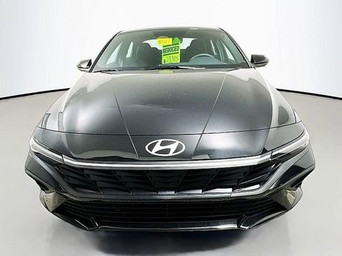 Used 2026 Hyundai Elantra Sport FWD image 2