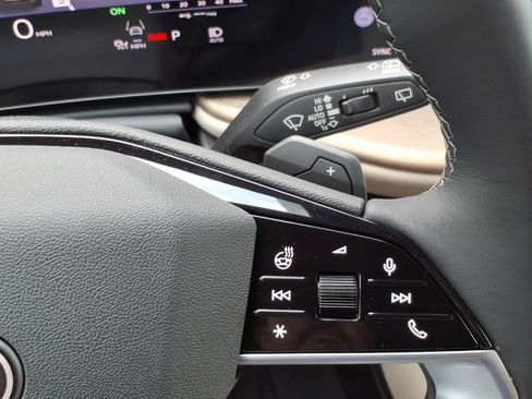 Certified 2025 Audi Q5 2.0T Premium AWD/4WD image 16