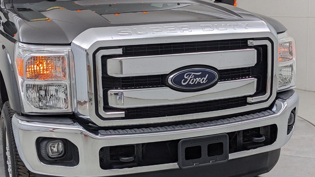 Used 2016 Ford F250 XLT w/ XLT Value Package AWD/4WD image 40