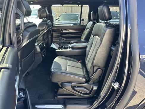 Used 2024 Jeep Grand Wagoneer L 4WD image 24