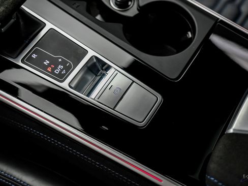 Used 2024 Audi RS 7 Performance AWD/4WD image 63