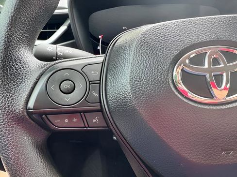 Used 2026 Toyota Corolla LE FWD image 13