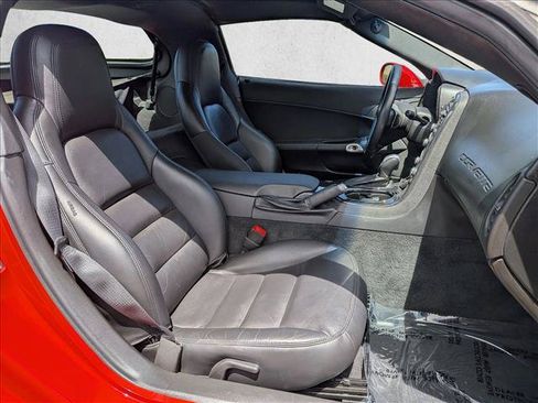 Used 2011 Chevrolet Corvette Coupe w/ 1LT RWD image 16