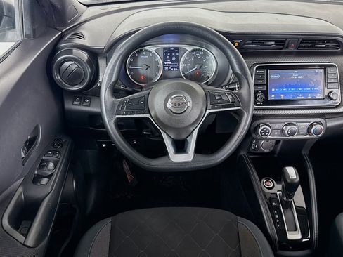 Used 2019 Nissan Kicks S FWD image 15