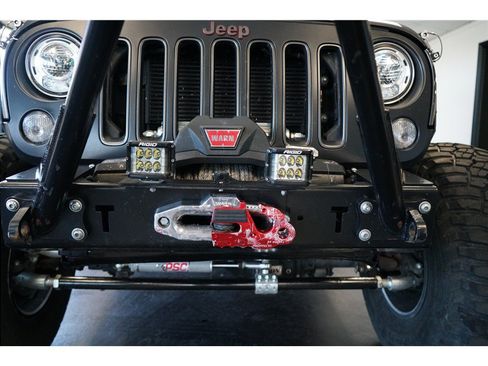 Used 2017 Jeep Wrangler Unlimited Rubicon AWD/4WD image 11