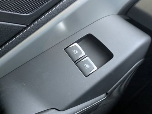 Used 2019 Chevrolet Corvette Grand Sport w/ Carbon Flash Badge Package image 17