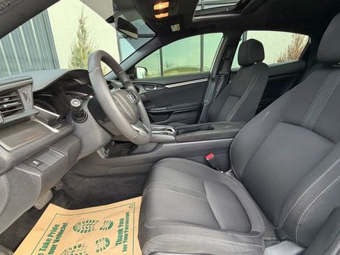 Used 2018 Honda Civic EX image 11