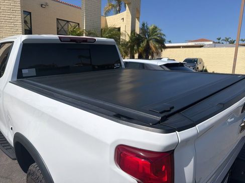 Used 2024 Chevrolet Silverado 1500 ZR2 w/ Technology Package AWD/4WD image 7