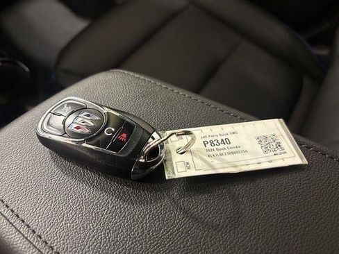 Used 2024 Buick Envista Sport Touring w/ Convenience I Package image 22
