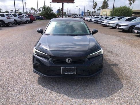 Used 2024 Honda Civic EX image 2