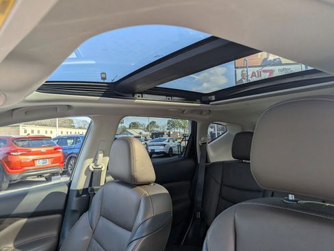 Used 2021 Nissan Murano Platinum image 16