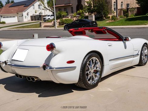 Used 2004 Chevrolet Corvette Convertible w/ Preferred Equipment Group RWD image 8