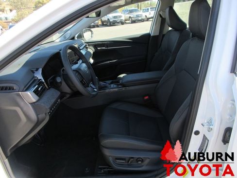 New 2026 Toyota Camry XLE image 8