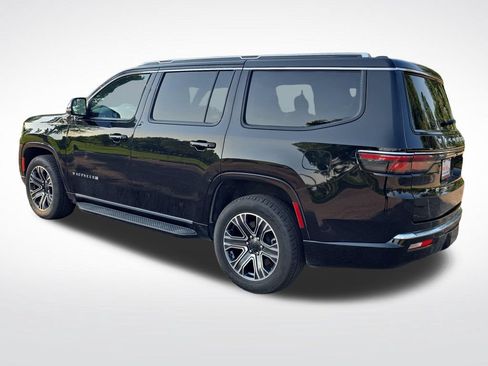 Used 2024 Jeep Wagoneer Series II AWD/4WD image 3