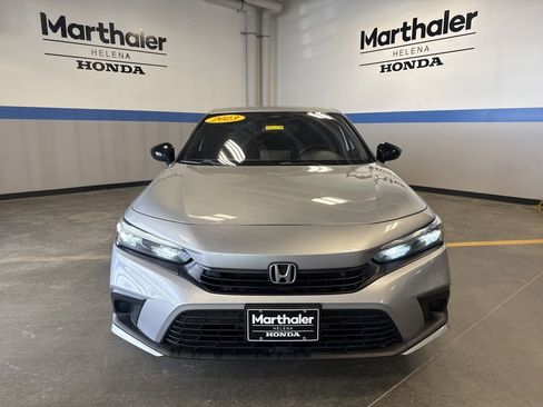 Used 2022 Honda Civic Sport image 2