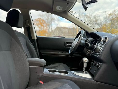 Used 2014 Nissan Rogue S w/ Convenience Package image 17