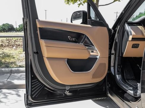 New 2026 Land Rover Range Rover SE AWD/4WD image 39