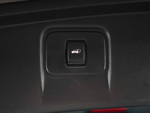 Used 2018 Nissan Murano SL w/ Moonroof Package AWD/4WD image 18