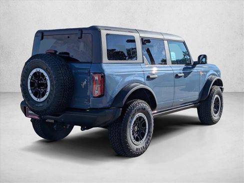 New 2025 Ford Bronco Badlands w/ Sasquatch Package image 2