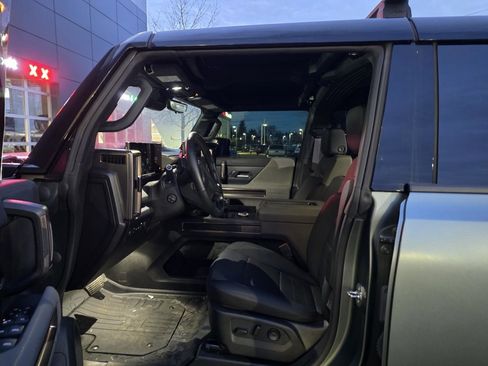 Used 2024 GMC Hummer EV 3X w/ Extreme Off-Road Package image 9