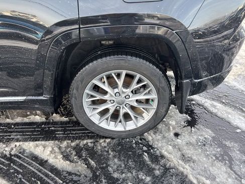 Used 2022 Jeep Grand Cherokee Summit w/ MOPAR Finishing Package image 13