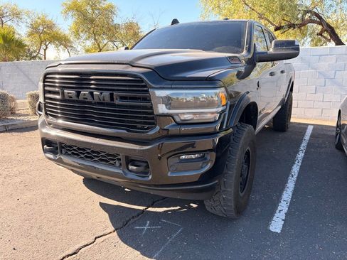 Used 2020 RAM 2500 Laramie AWD/4WD image 1