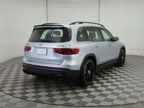 Used 2026 Mercedes-Benz GLB 35 AMG 4MATIC image 5