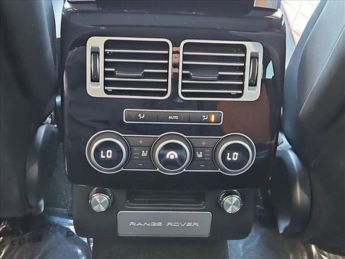 Used 2017 Land Rover Range Rover SV Autobiography Dynamic image 26