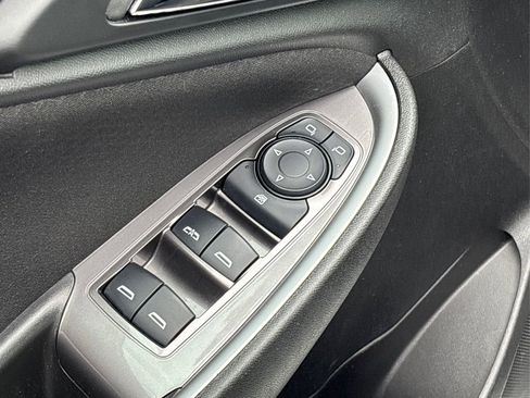 Used 2024 Chevrolet Malibu LT image 34