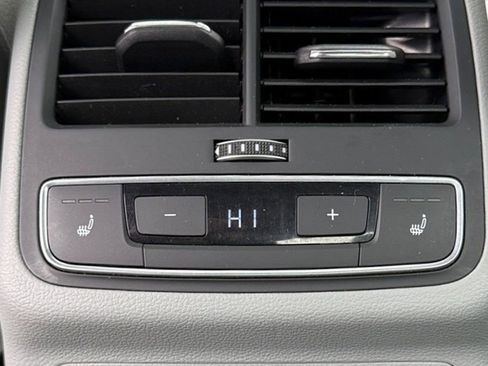 Used 2019 Audi A4 2.0T Premium Plus w/ Premium Plus Package image 28