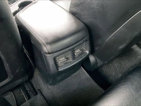 Used 2015 Dodge Challenger SRT Hellcat image 26