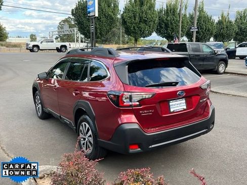 Used 2024 Subaru Outback Premium AWD/4WD image 5