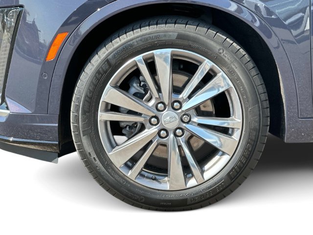 Certified 2024 Cadillac XT6 Premium Luxury w/ Technology Package FWD image 10