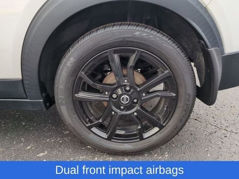 Used 2020 Nissan Kicks SR image 23