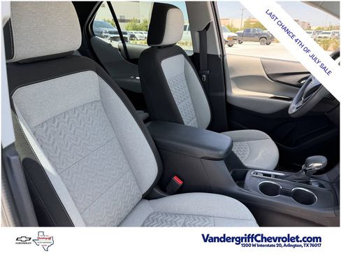 Used 2024 Chevrolet Equinox LS w/ Midnight Edition FWD image 25