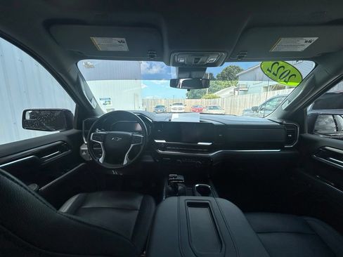 Used 2022 Chevrolet Silverado 1500 RST AWD/4WD image 18