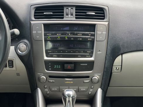 Used 2010 Lexus IS 250 RWD image 16
