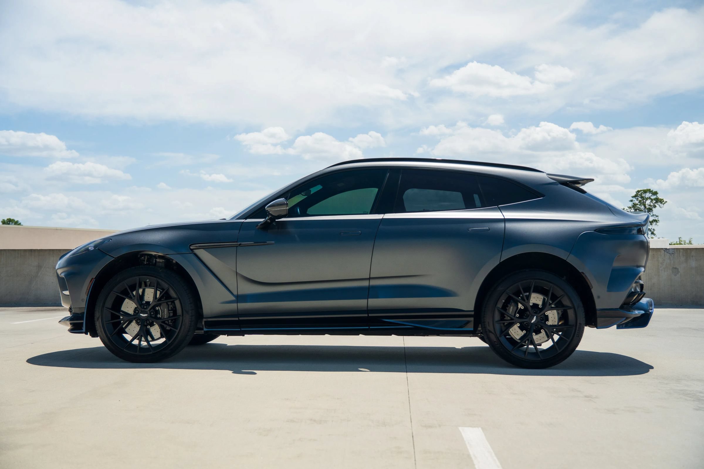Used 2025 Aston Martin DBX 707 AWD/4WD image 5