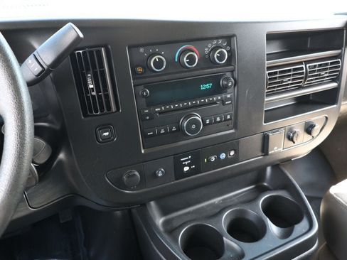 Used 2021 GMC Savana 3500 w/ Power Convenience Package RWD image 13
