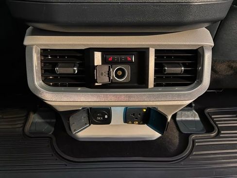 Used 2023 Ford F150 Limited image 42