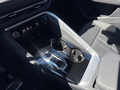 New 2025 Audi Q5 Premium image 13