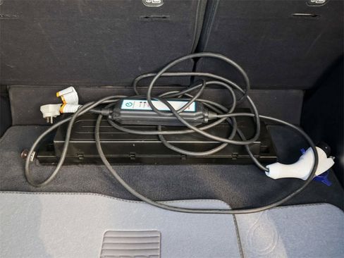 Used 2019 Nissan Leaf SL Plus w/ Protection Package image 12