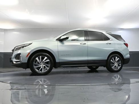 Used 2022 Chevrolet Equinox Premier AWD/4WD image 56