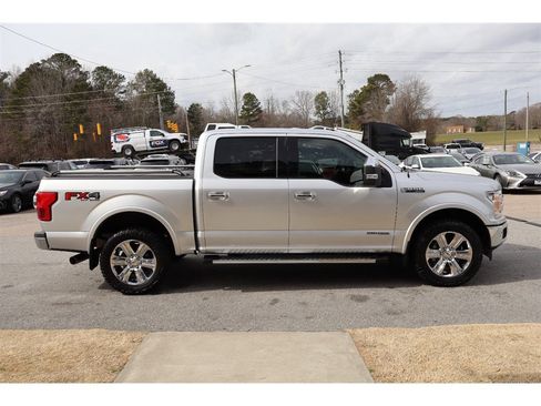 Used 2018 Ford F150 Lariat image 6