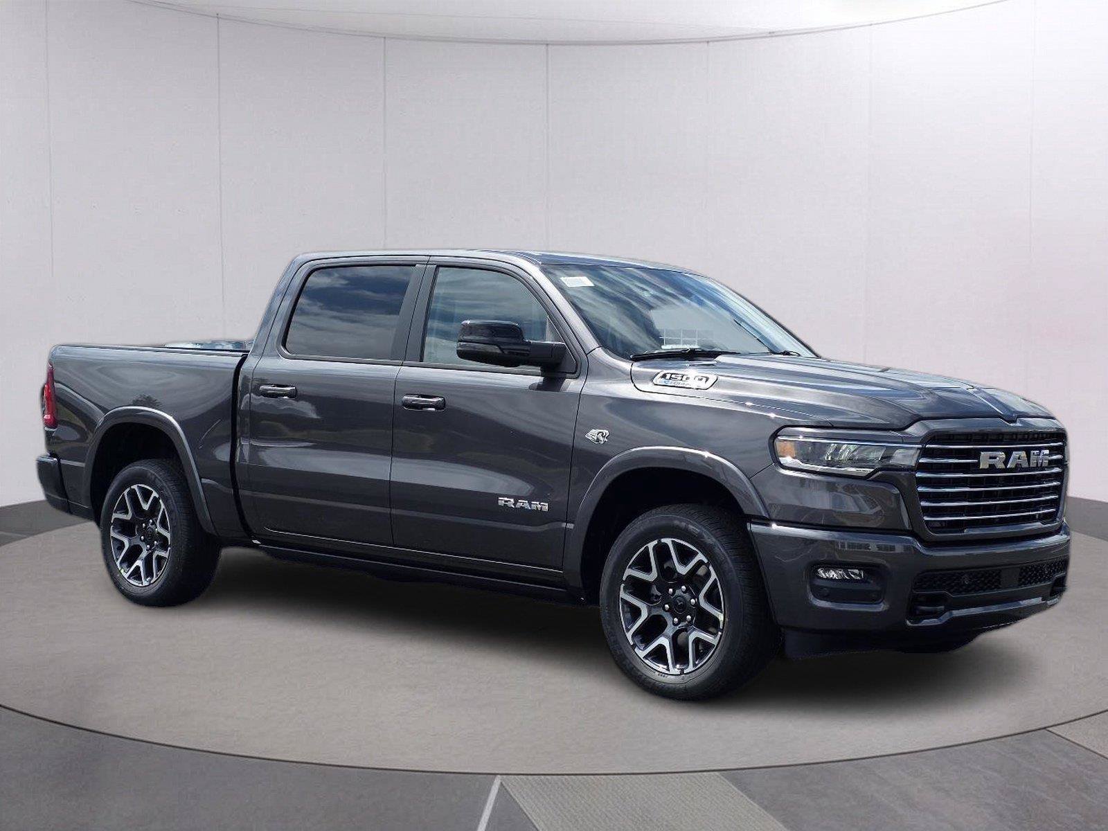 New 2027 RAM 1500 Laramie w/ Laramie Southwest Edition AWD/4WD image 3