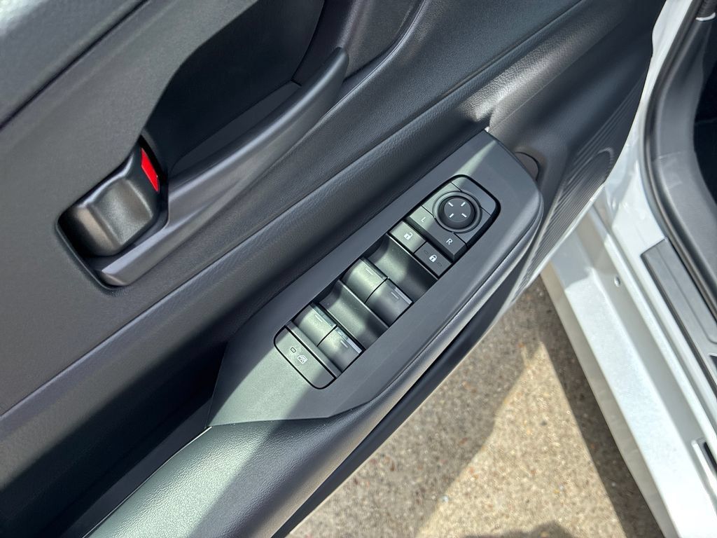 New 2026 Toyota Prius Plug-In Hybrid FWD image 13