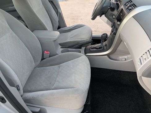 Used 2009 Toyota Corolla S image 18