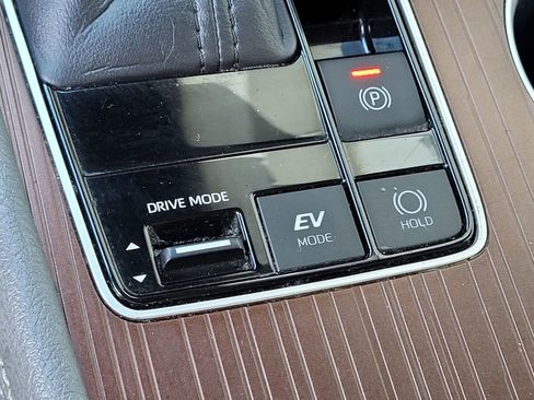 Used 2021 Toyota Sienna LE FWD image 20