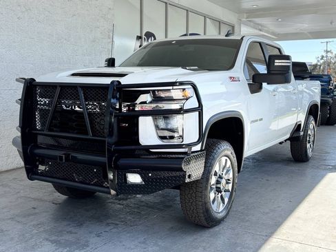 Used 2021 Chevrolet Silverado 2500 LT w/ All Star Edition AWD/4WD image 2